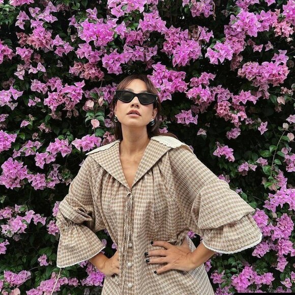 Saint Laurent SL618 001 Black Cat Eye Sunglasses - Picture 3 of 14